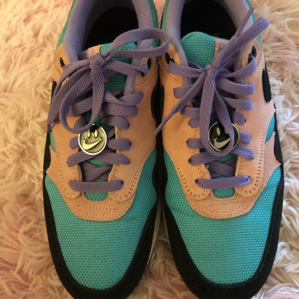 Mike Air Max “have a Nike day” 8.5 men’s